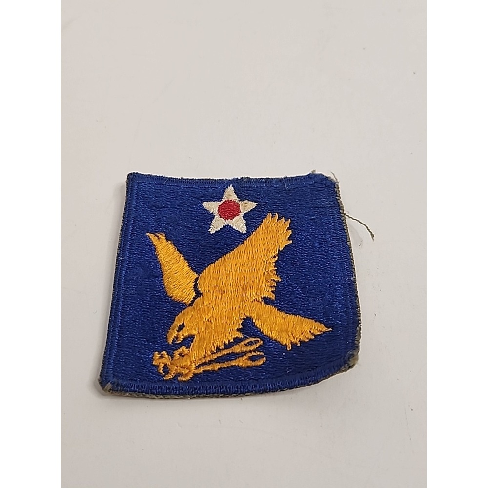 Vintage 2nd US Army Air Force Cut Edge Jacket Patch Red Dot Star WWII‎ USAAF B